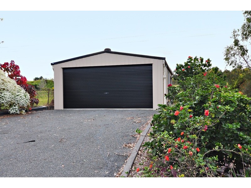 25 Horseshoe Crescent, New Beith QLD 4124