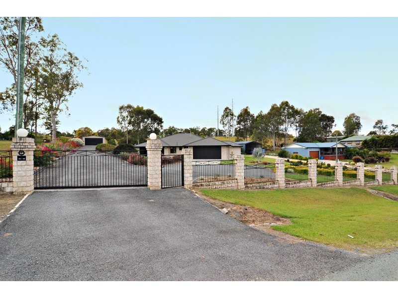 25 Horseshoe Crescent, New Beith QLD 4124