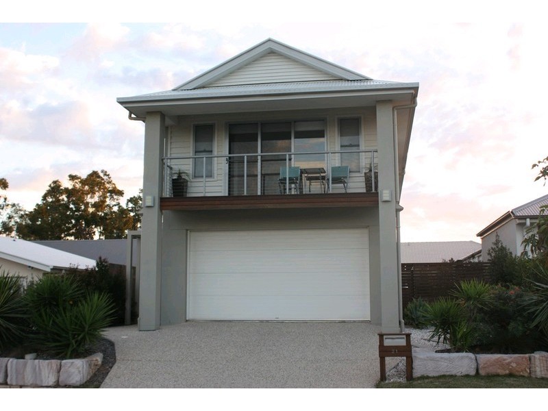 21 Shallow Bay Drive, Springfield Lakes QLD 4300