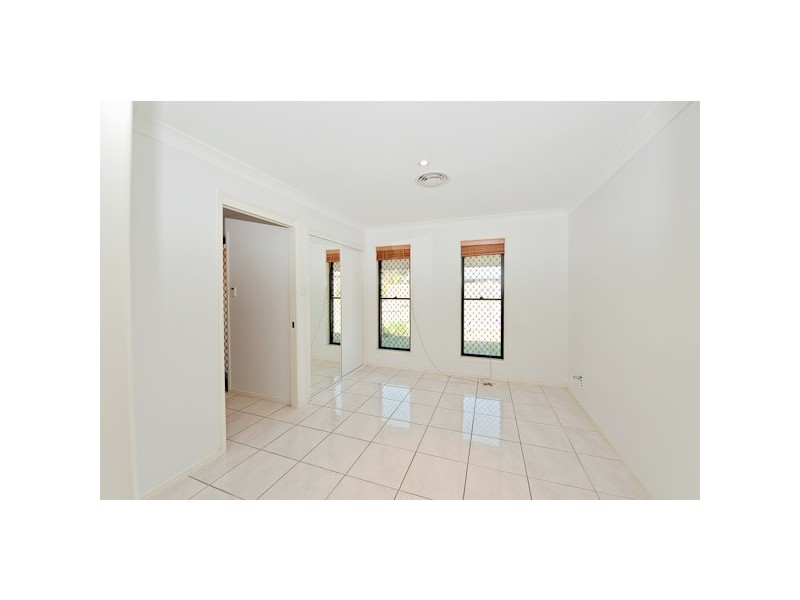 30 Admiral Crescent, Springfield Lakes QLD 4300