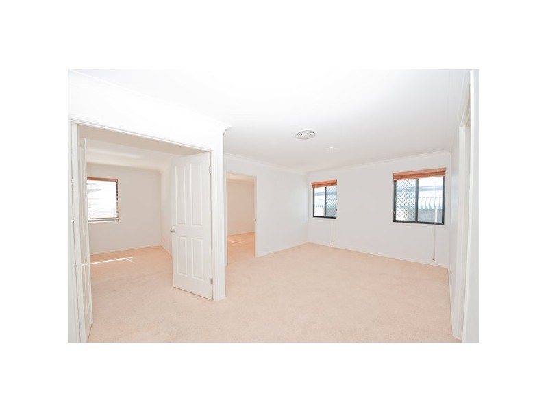 30 Admiral Crescent, Springfield Lakes QLD 4300