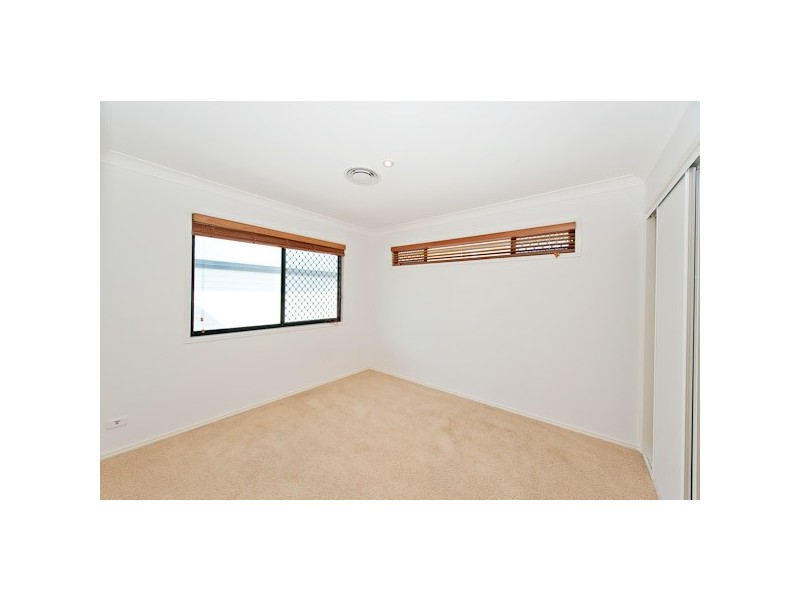 30 Admiral Crescent, Springfield Lakes QLD 4300