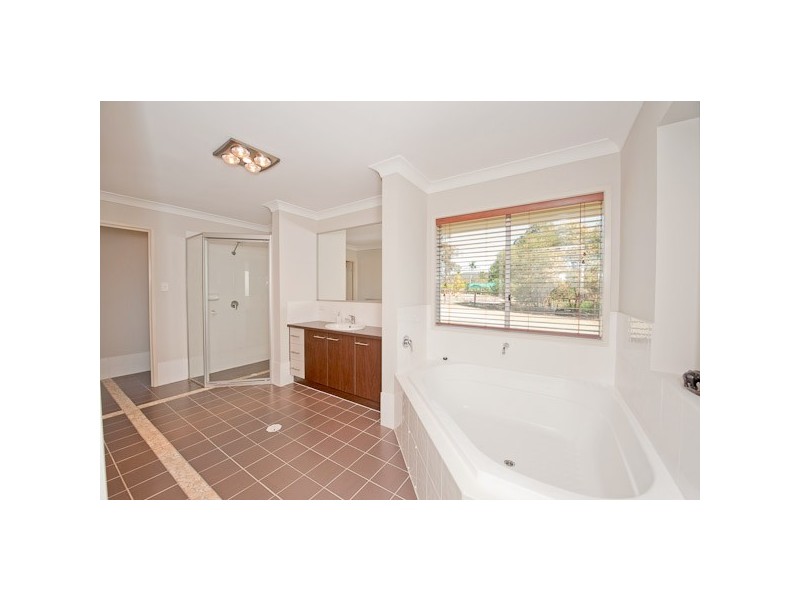 38 Bronzewing Court, Greenbank QLD 4124