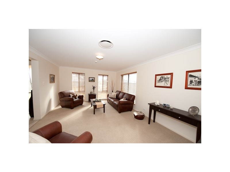 50 Jezabel Drive, Springfield Lakes QLD 4300