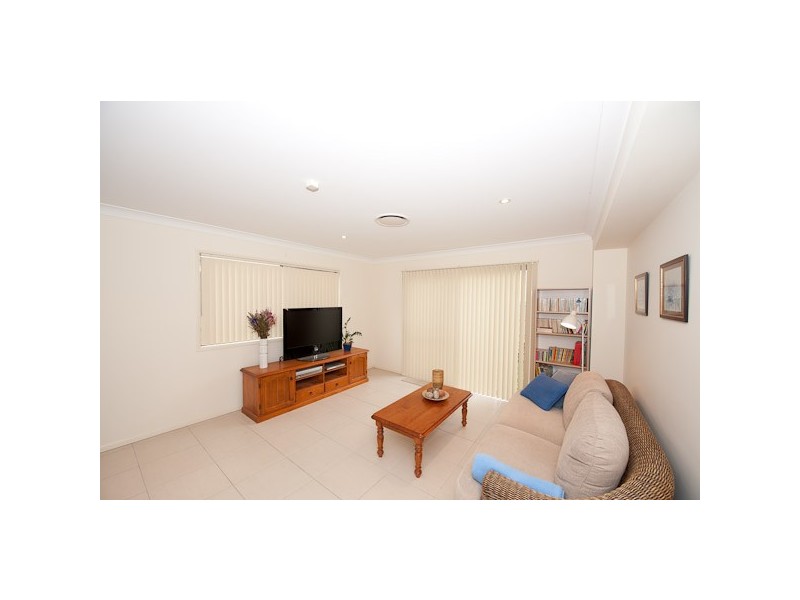 50 Jezabel Drive, Springfield Lakes QLD 4300