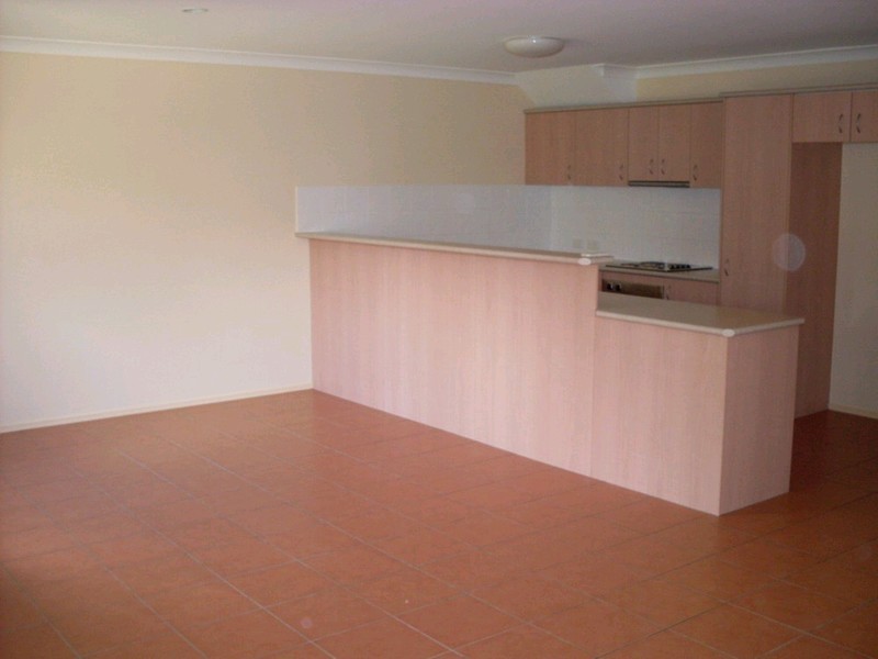 26/13 Springfield College Drive, Springfield QLD 4300