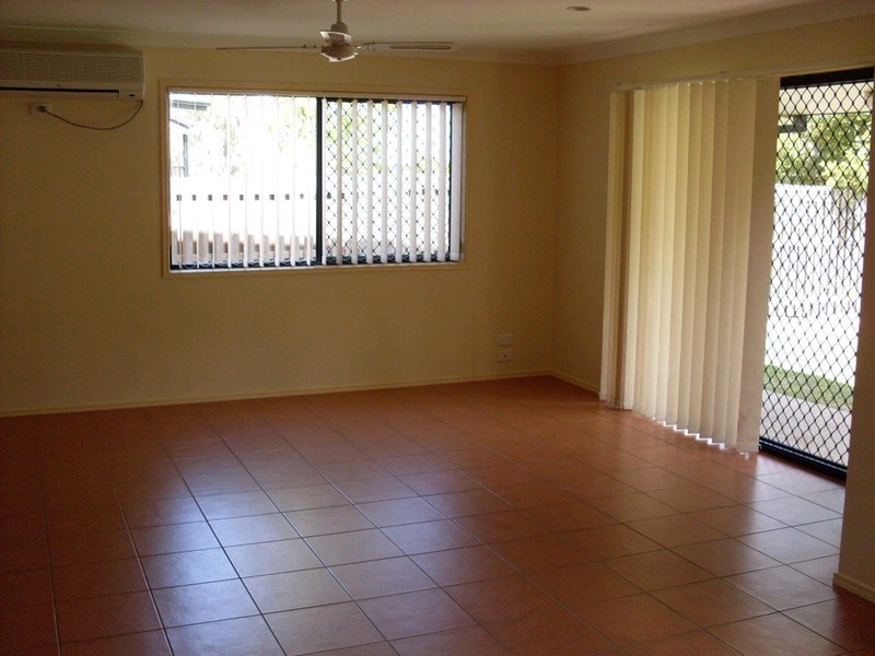 26/13 Springfield College Drive, Springfield QLD 4300