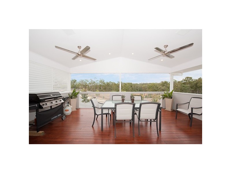 25 Lakes Entrance Drive, Springfield Lakes QLD 4300