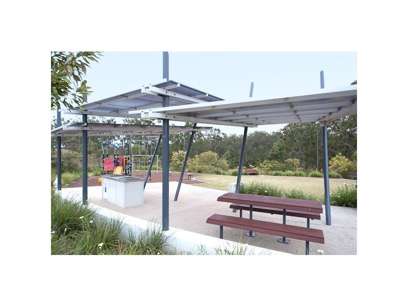 25 Lakes Entrance Drive, Springfield Lakes QLD 4300