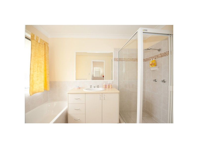 41 Polebark Crescent, New Beith QLD 4124