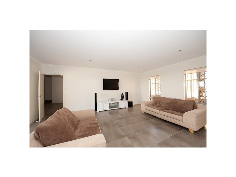 37 Trinity Crescent, Augustine Heights QLD 4300