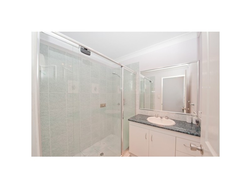 13 Flora Link, Springfield Lakes QLD 4300