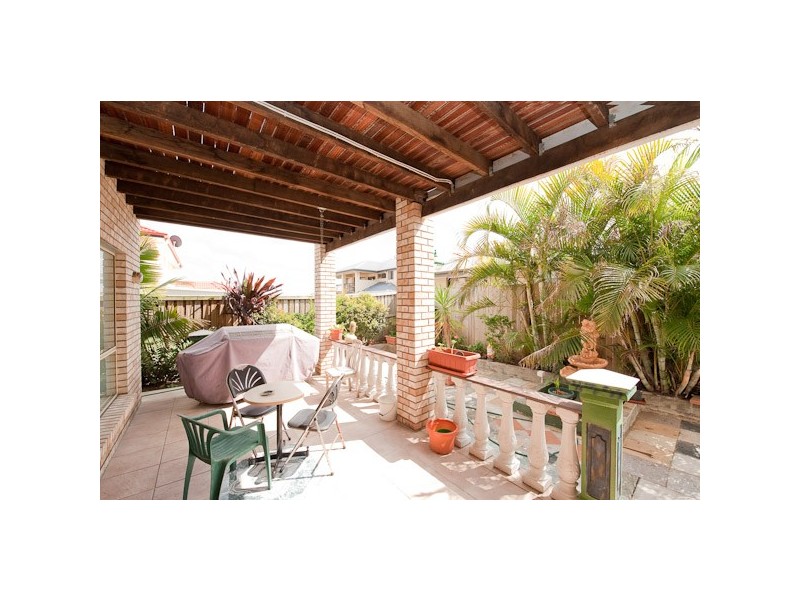 13 Flora Link, Springfield Lakes QLD 4300