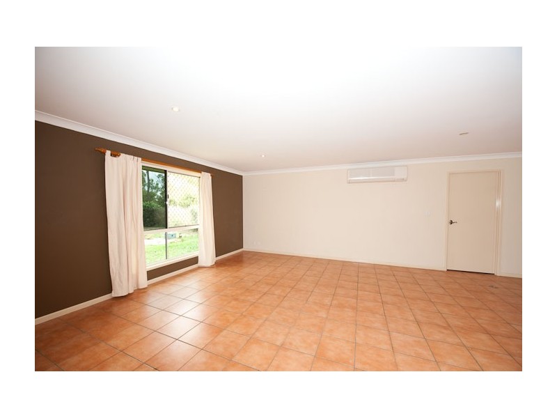 19 Dungaree Drive, New Beith QLD 4124