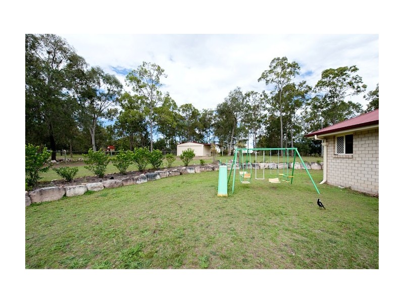 19 Dungaree Drive, New Beith QLD 4124