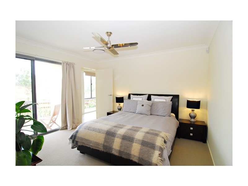 5 Hyde Avenue, Springfield Lakes QLD 4300