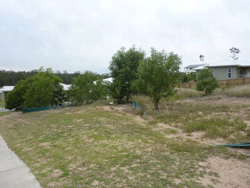 1 Aristotle Avenue, Augustine Heights QLD 4300