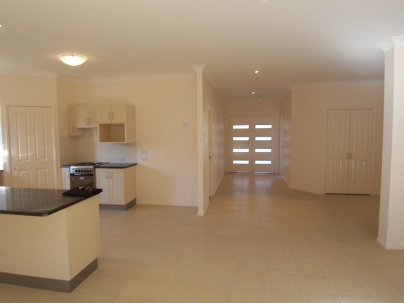 47 Dry Dock Circuit, Springfield Lakes QLD 4300