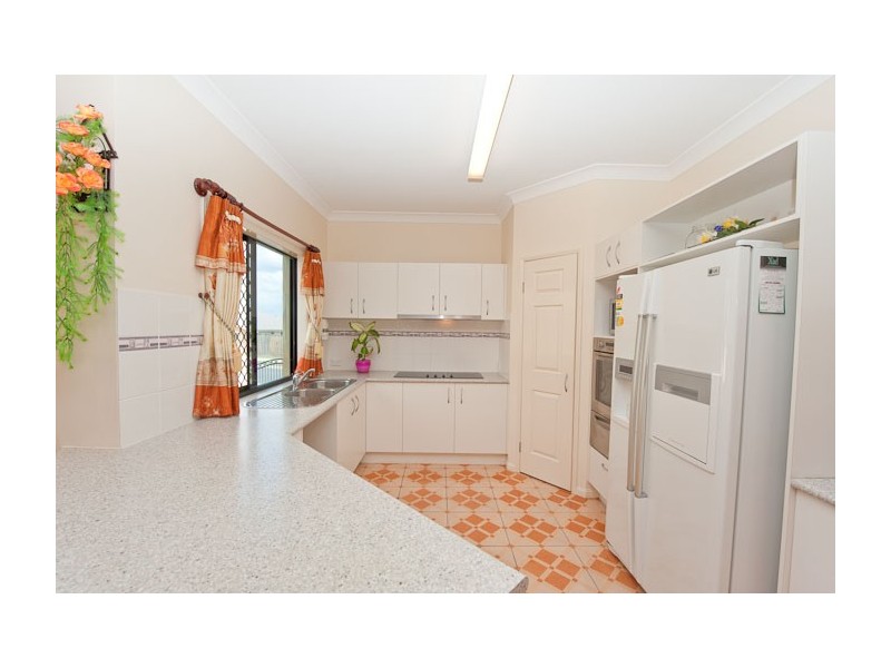 11 Fontana Way, Springfield Lakes QLD 4300