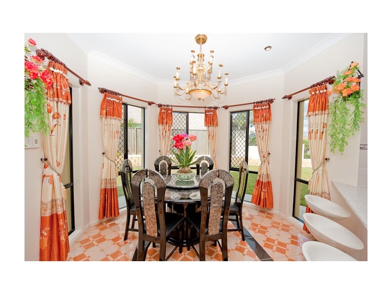 11 Fontana Way, Springfield Lakes QLD 4300