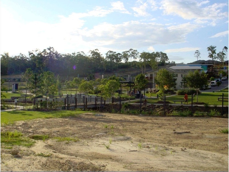 25 Cascades Street, Springfield Lakes QLD 4300