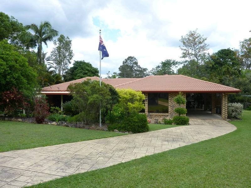 16 Garden Avenue, Camira QLD 4300