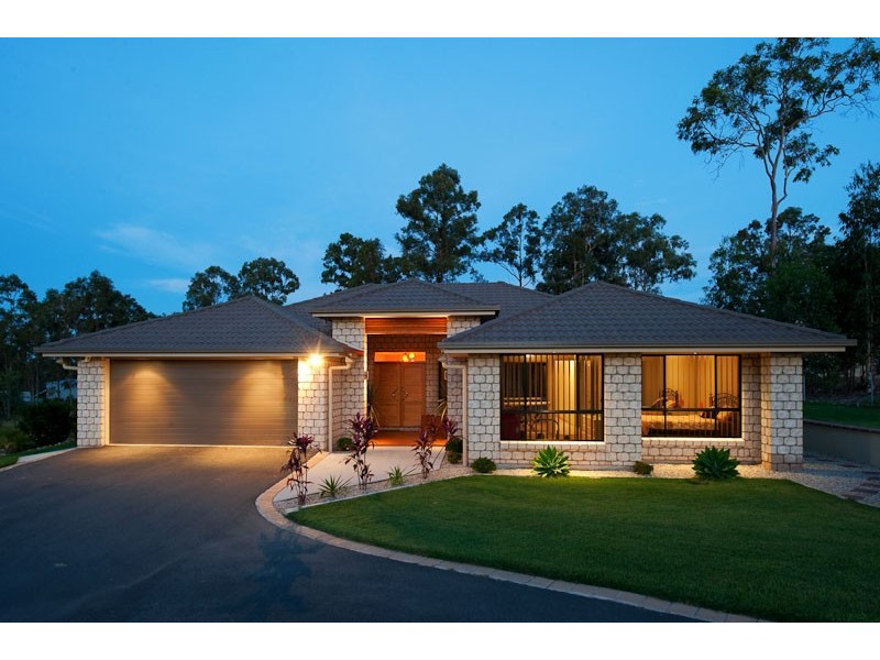 213 Spinebill Drive, Greenbank QLD 4124