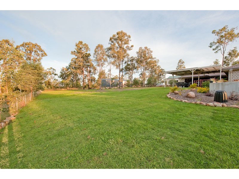 213 Spinebill Drive, Greenbank QLD 4124