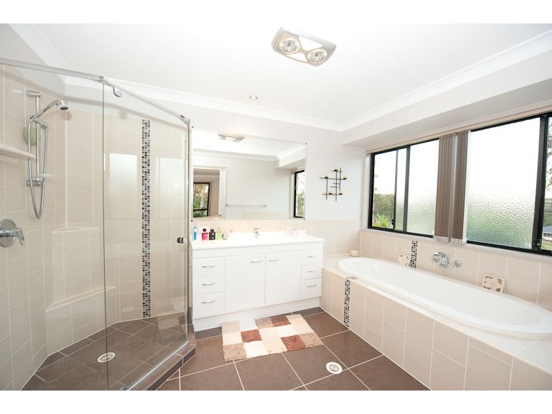 213 Spinebill Drive, Greenbank QLD 4124