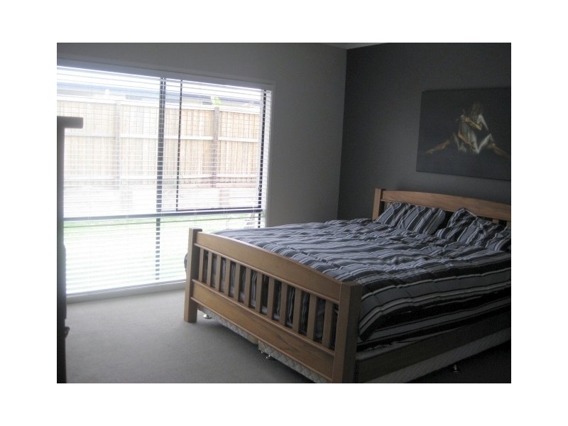 2 Carthage Street, Augustine Heights QLD 4300