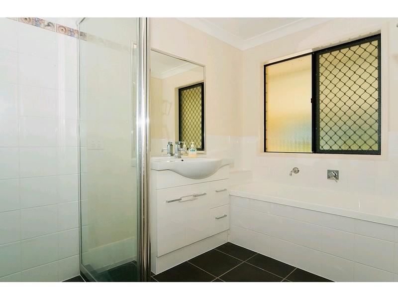 159-165 Spinebill Drive, Greenbank QLD 4124