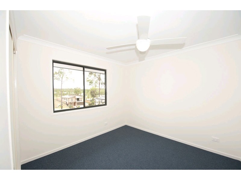 6 Cascades Street, Springfield Lakes QLD 4300