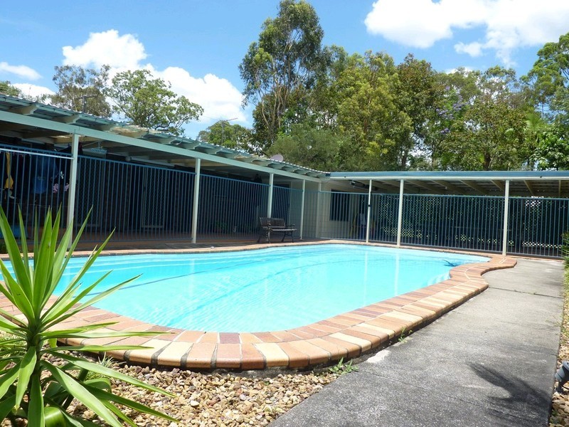 17 Kamarga Court, Greenbank QLD 4124