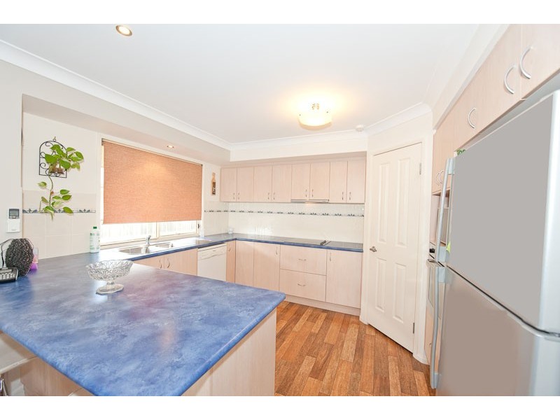 23 Highlands Terrace, Springfield Lakes QLD 4300