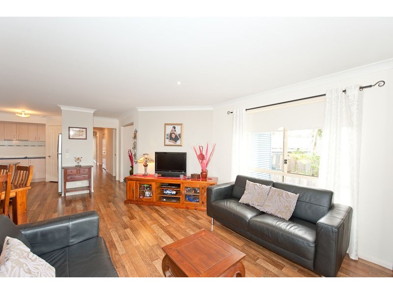 23 Highlands Terrace, Springfield Lakes QLD 4300