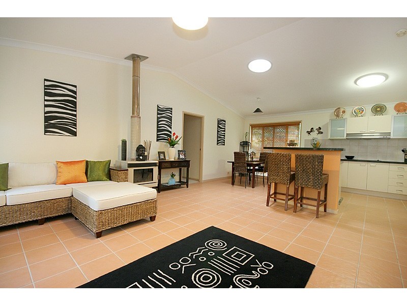 6 Lilac Close, Springfield QLD 4300