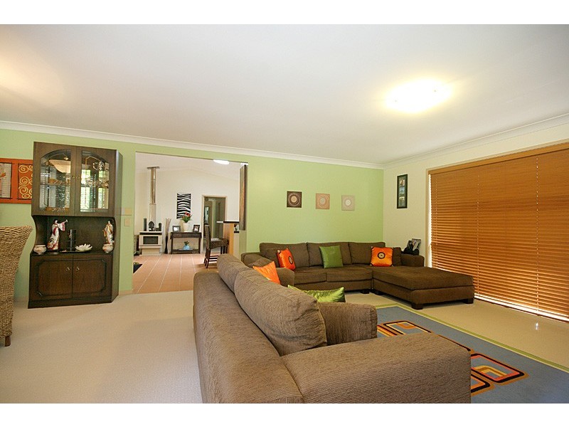 6 Lilac Close, Springfield QLD 4300