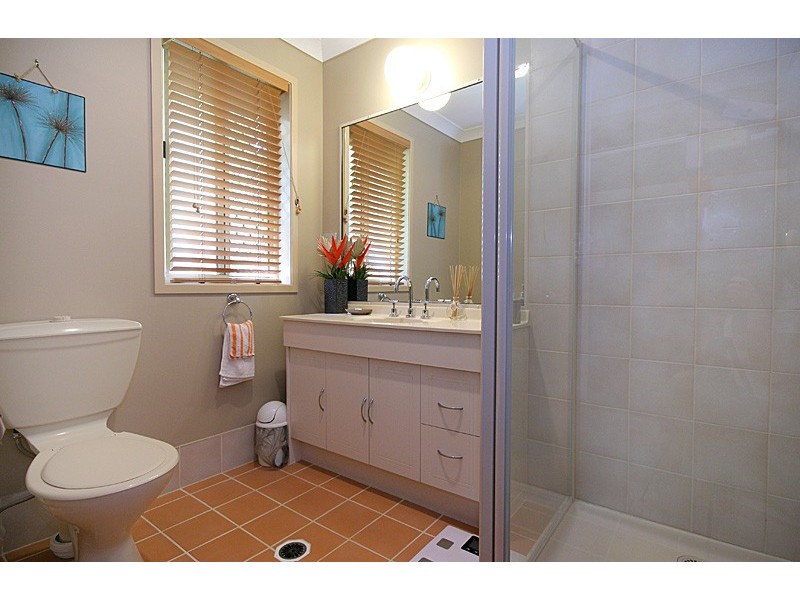 6 Lilac Close, Springfield QLD 4300