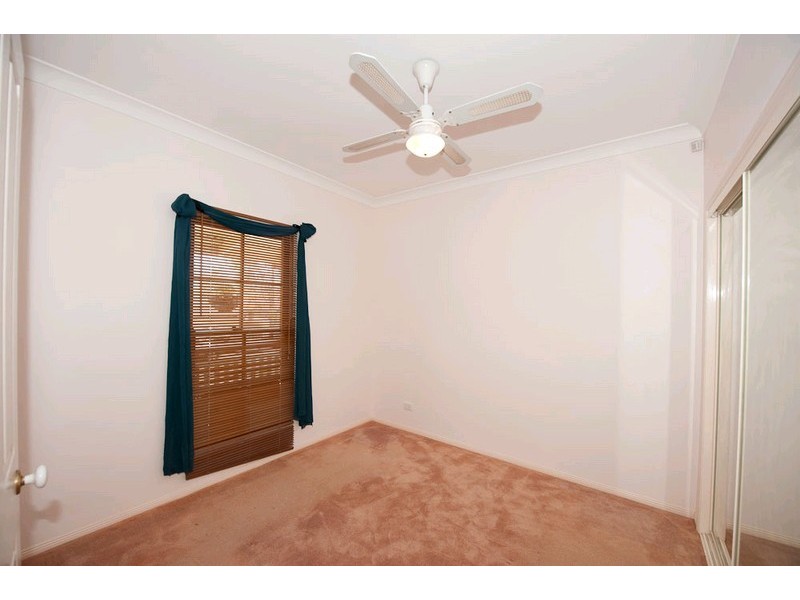 5 Berkshire Place, Springfield Lakes QLD 4300