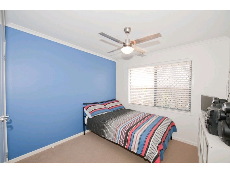 8 Fontana Way, Springfield Lakes QLD 4300