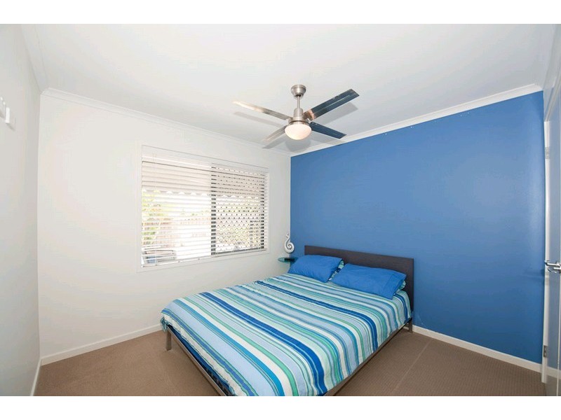 8 Fontana Way, Springfield Lakes QLD 4300