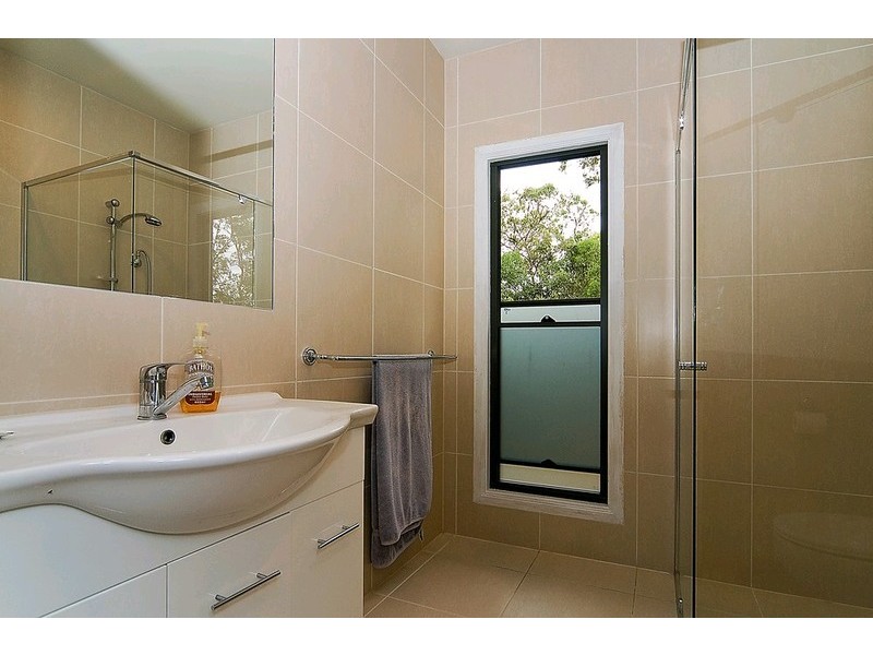 40 Woodlands Avenue, Camira QLD 4300