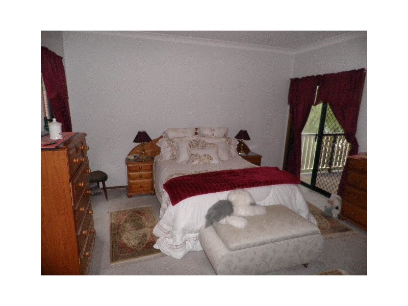 3 Vanessa Court, Camira QLD 4300