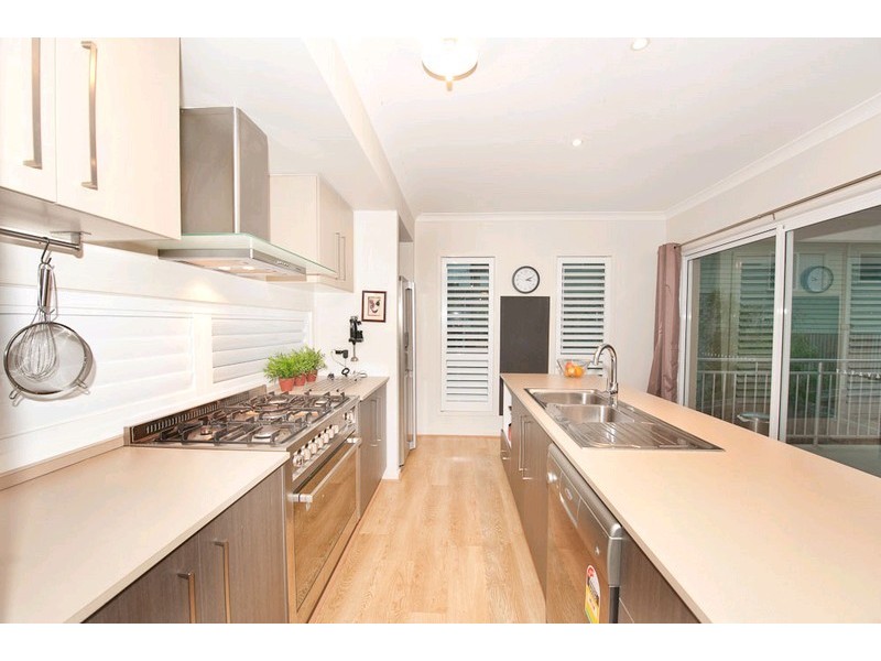 13 Clearpoint Way, Springfield Lakes QLD 4300