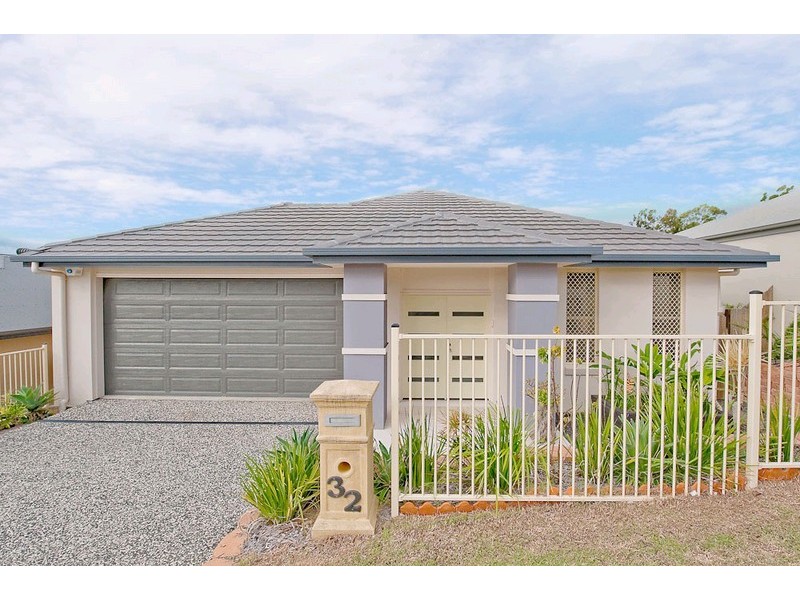 32 Hyde Avenue, Springfield Lakes QLD 4300