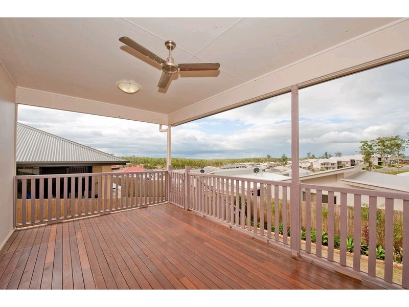32 Hyde Avenue, Springfield Lakes QLD 4300
