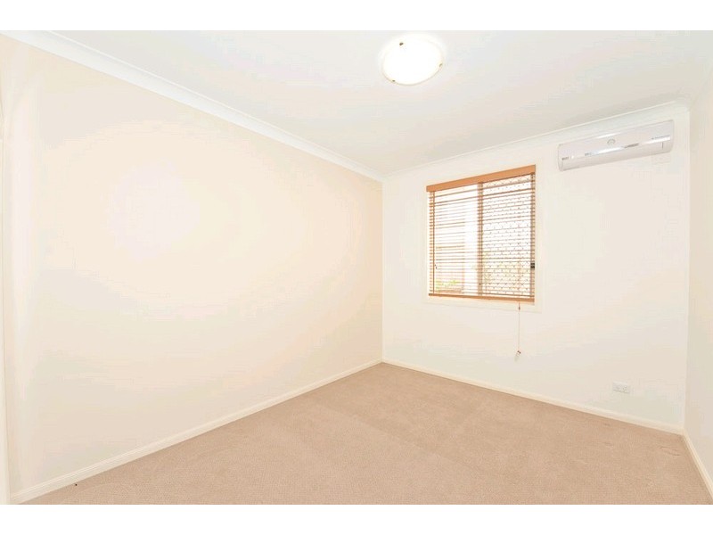 32 Hyde Avenue, Springfield Lakes QLD 4300