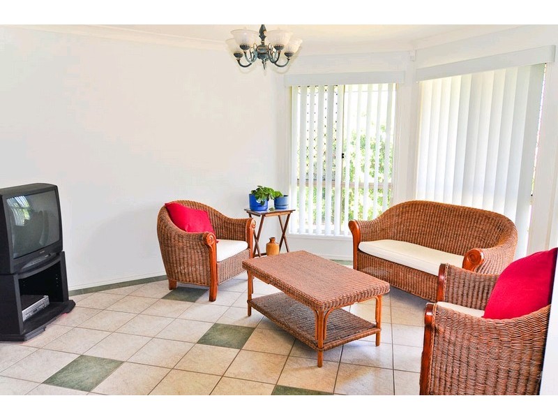 1 Carlton Place, Springfield QLD 4300