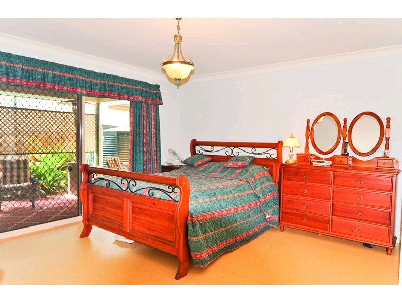 1 Carlton Place, Springfield QLD 4300