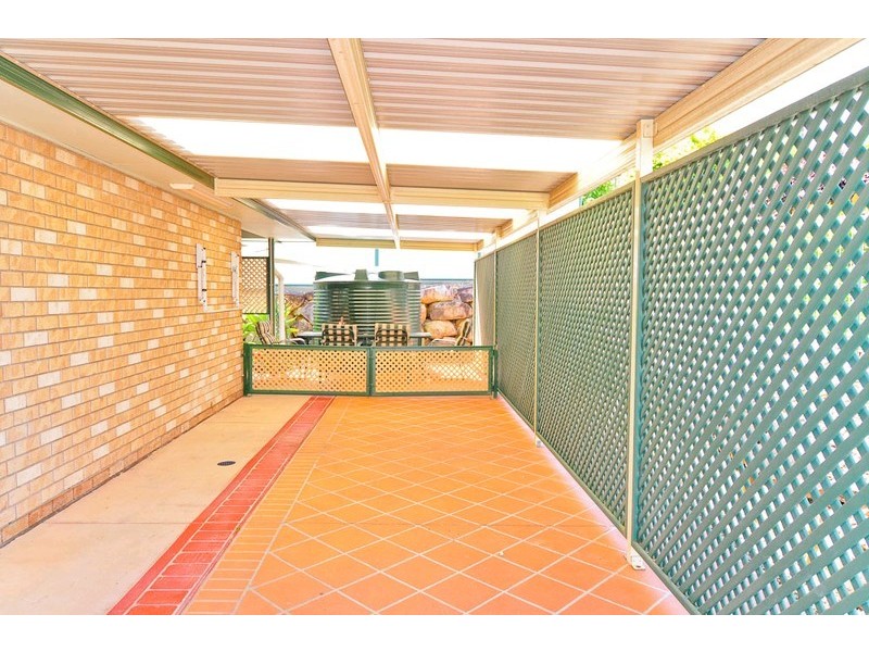 1 Carlton Place, Springfield QLD 4300